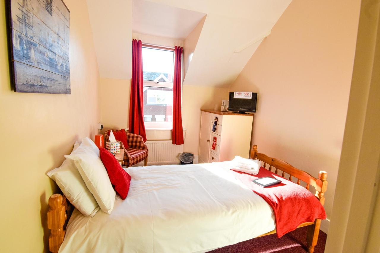 Eastbourne Reymar Bed & Breakfast Exterior foto